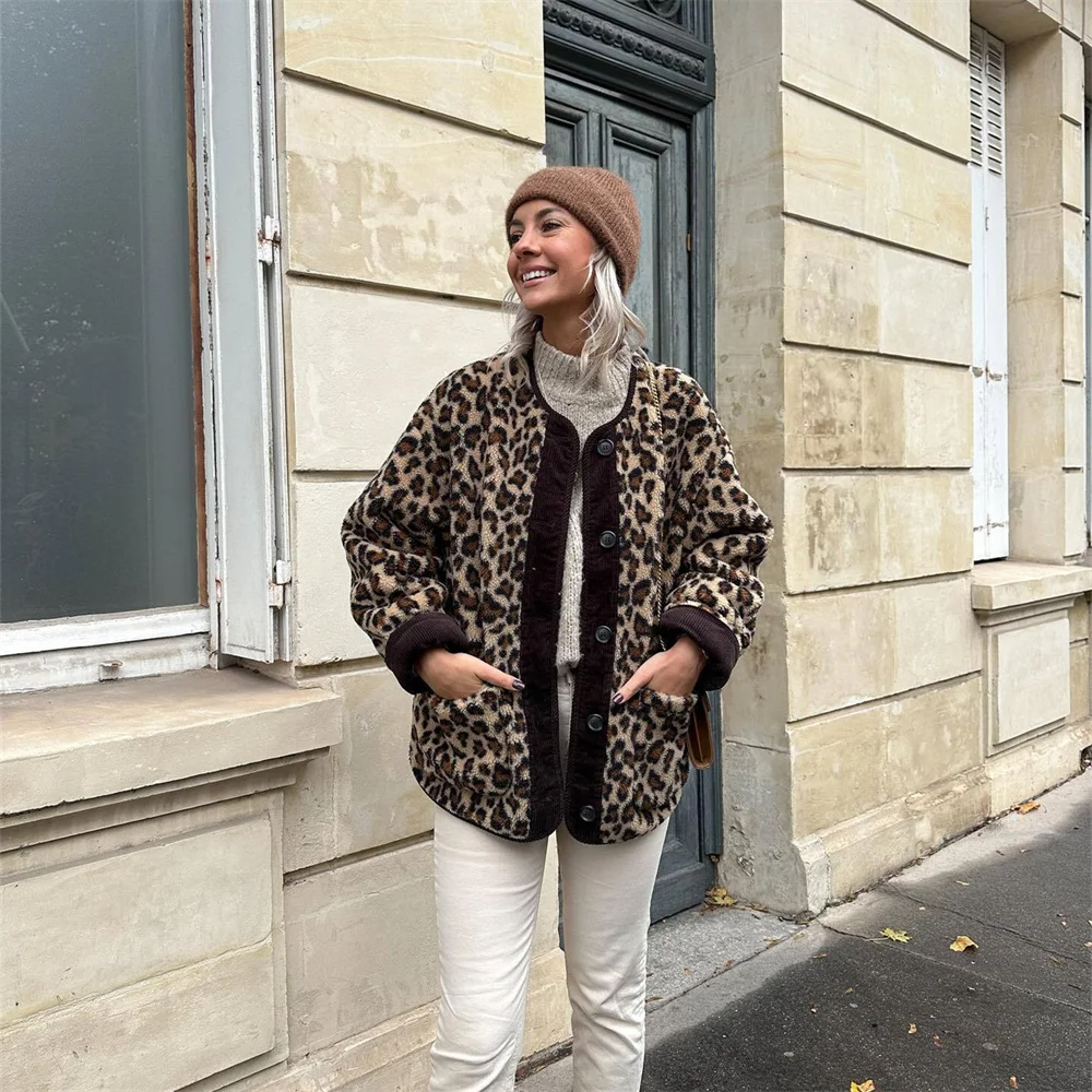 Stylish Women's Leopard Jacket | Round Neck, Fashion Outerwear