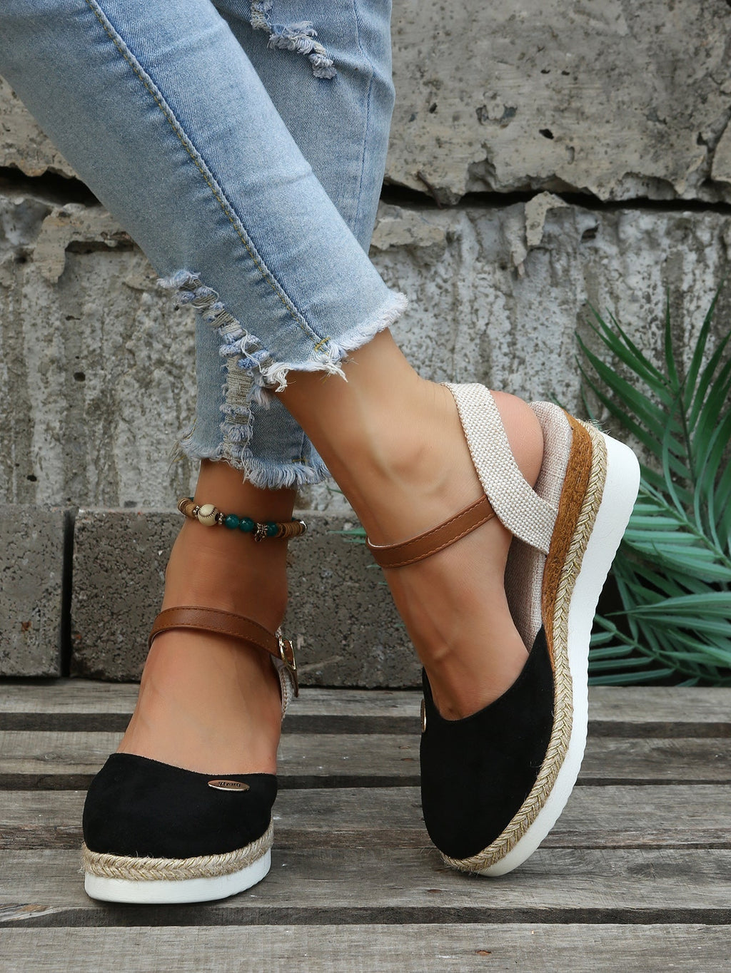 Brown Woven Cushioned Orthopedic Sandals for Women