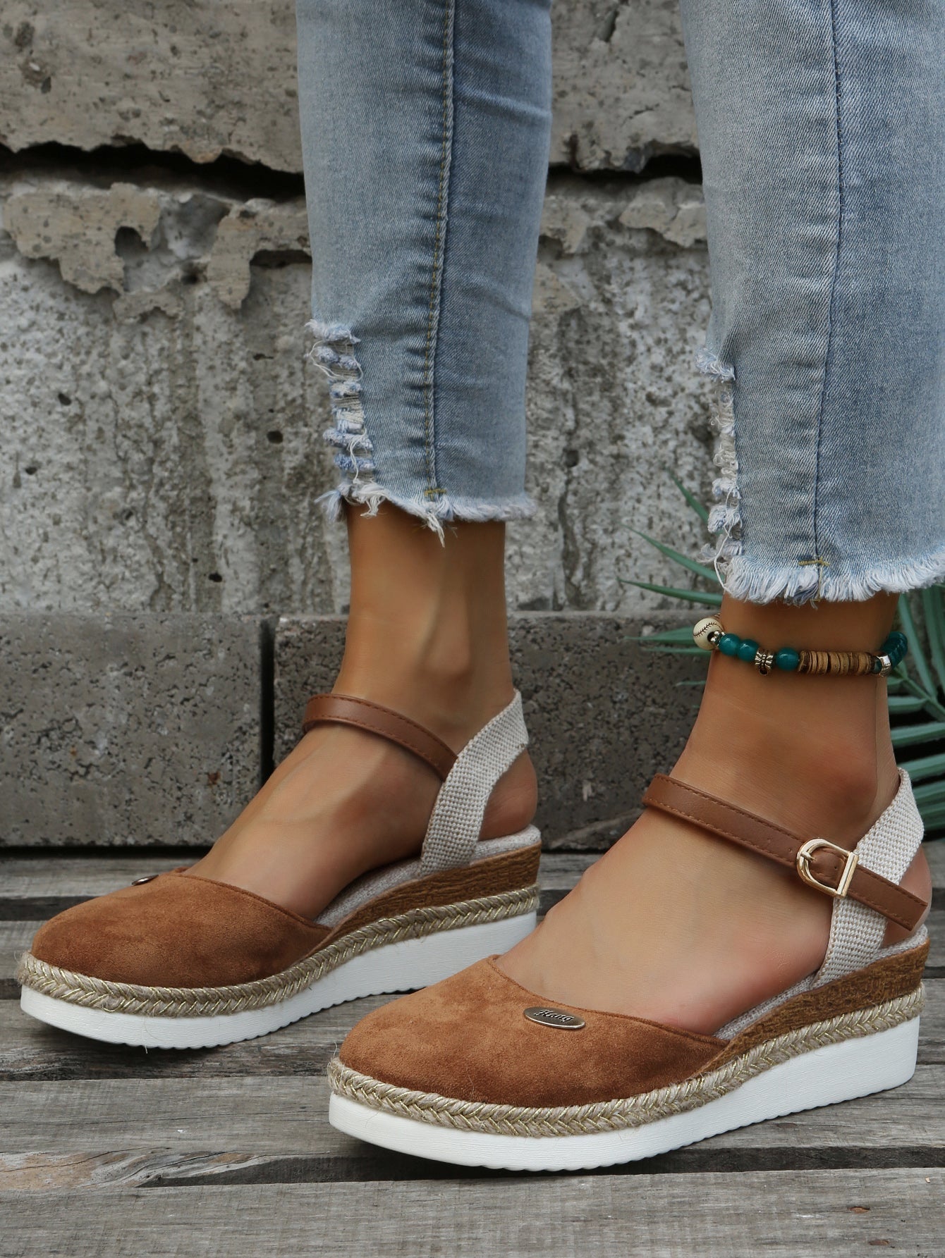 Brown Woven Cushioned Orthopedic Sandals for Women