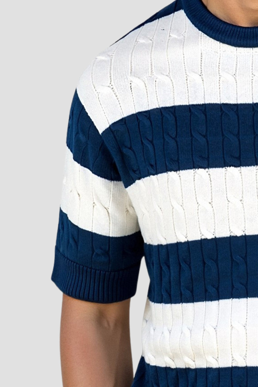 Striped Men's Short Sleeve Sweater – Stylish & Comfortable