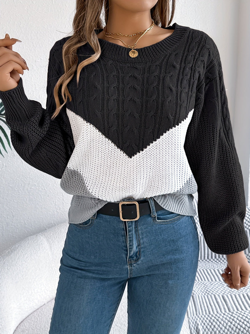 Stretch Knit Color Block Round Neck Sweater for Women | Fall Winter Layering