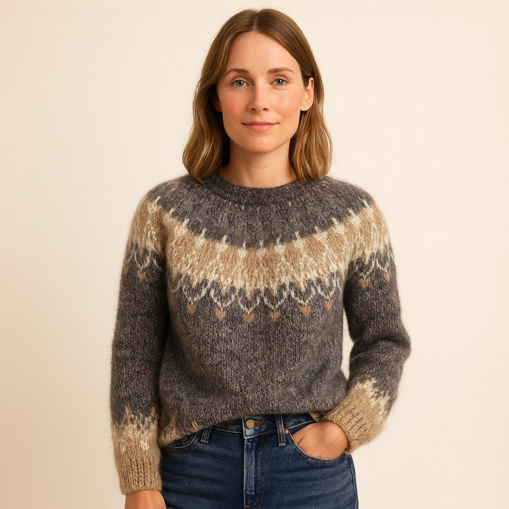 Isabelle Classique | Luxe Cashmere Sweater with Round Neck