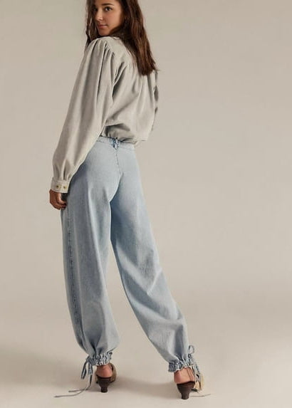 Lightweight Wide Leg Pleated Pants with Pockets and Loose Fit for Women