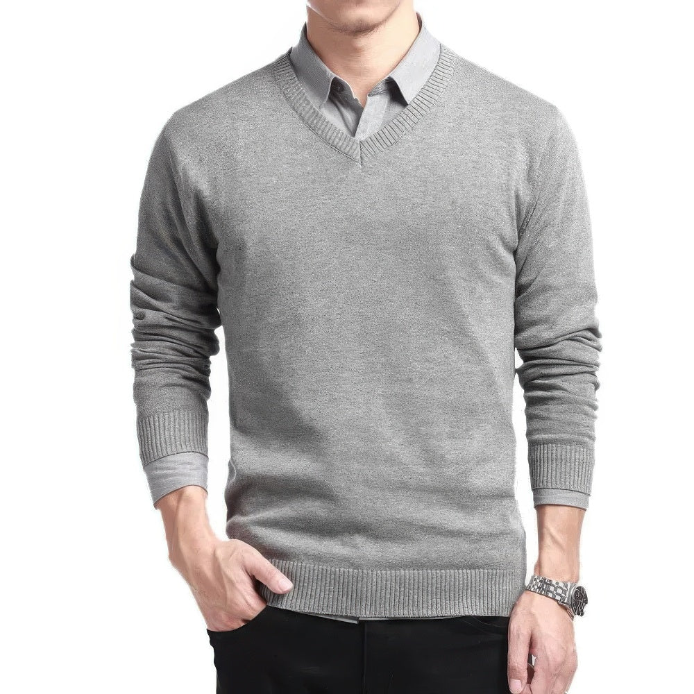 Sanderijn™ Classic Men's Sweater with V-neck