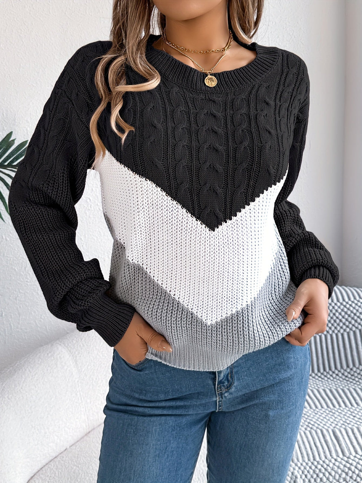 Stretch Knit Color Block Round Neck Sweater for Women | Fall Winter Layering