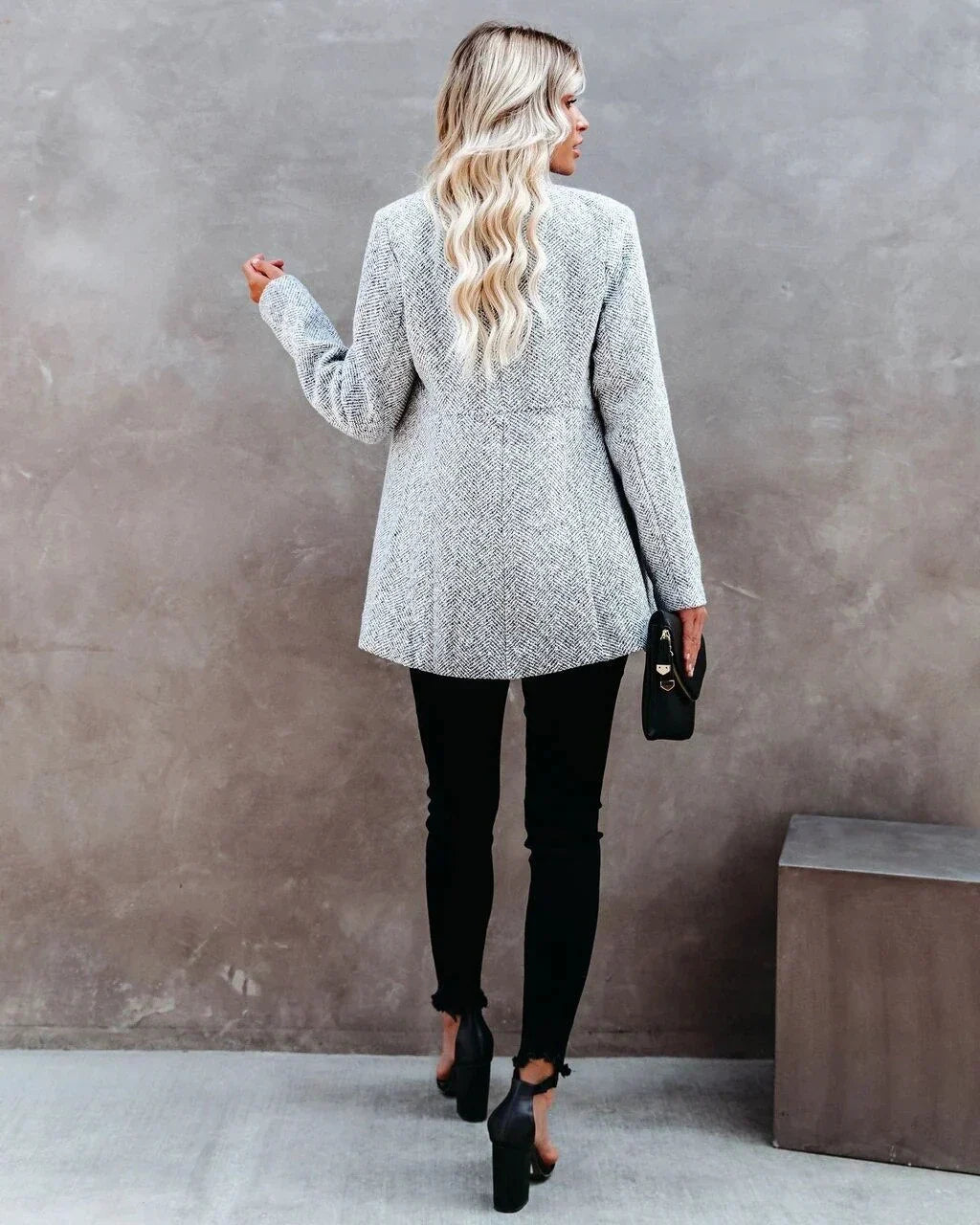 Elegant Women's Jacket | Stylish Outerwear, Modern Cut