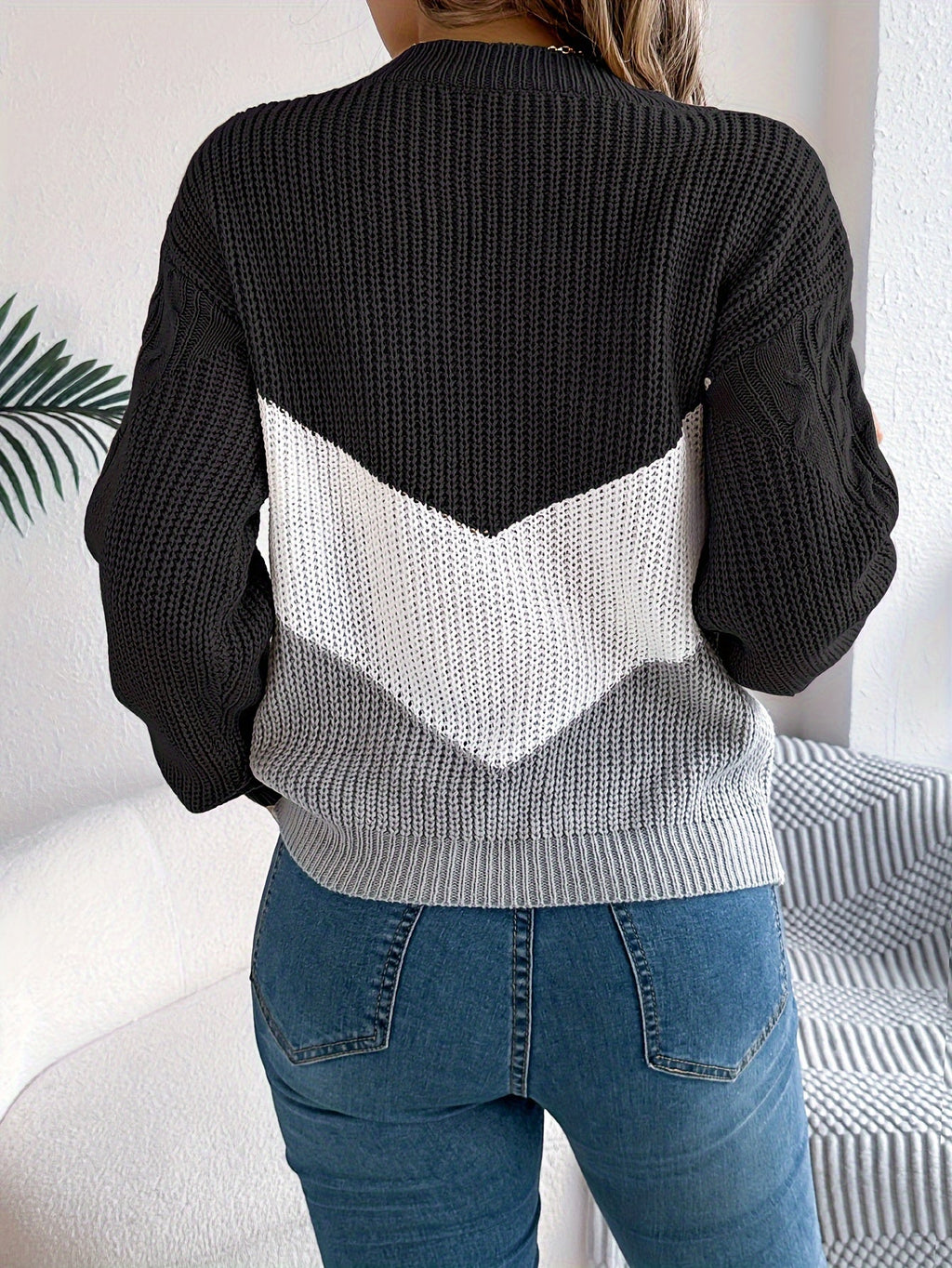 Stretch Knit Color Block Round Neck Sweater for Women | Fall Winter Layering