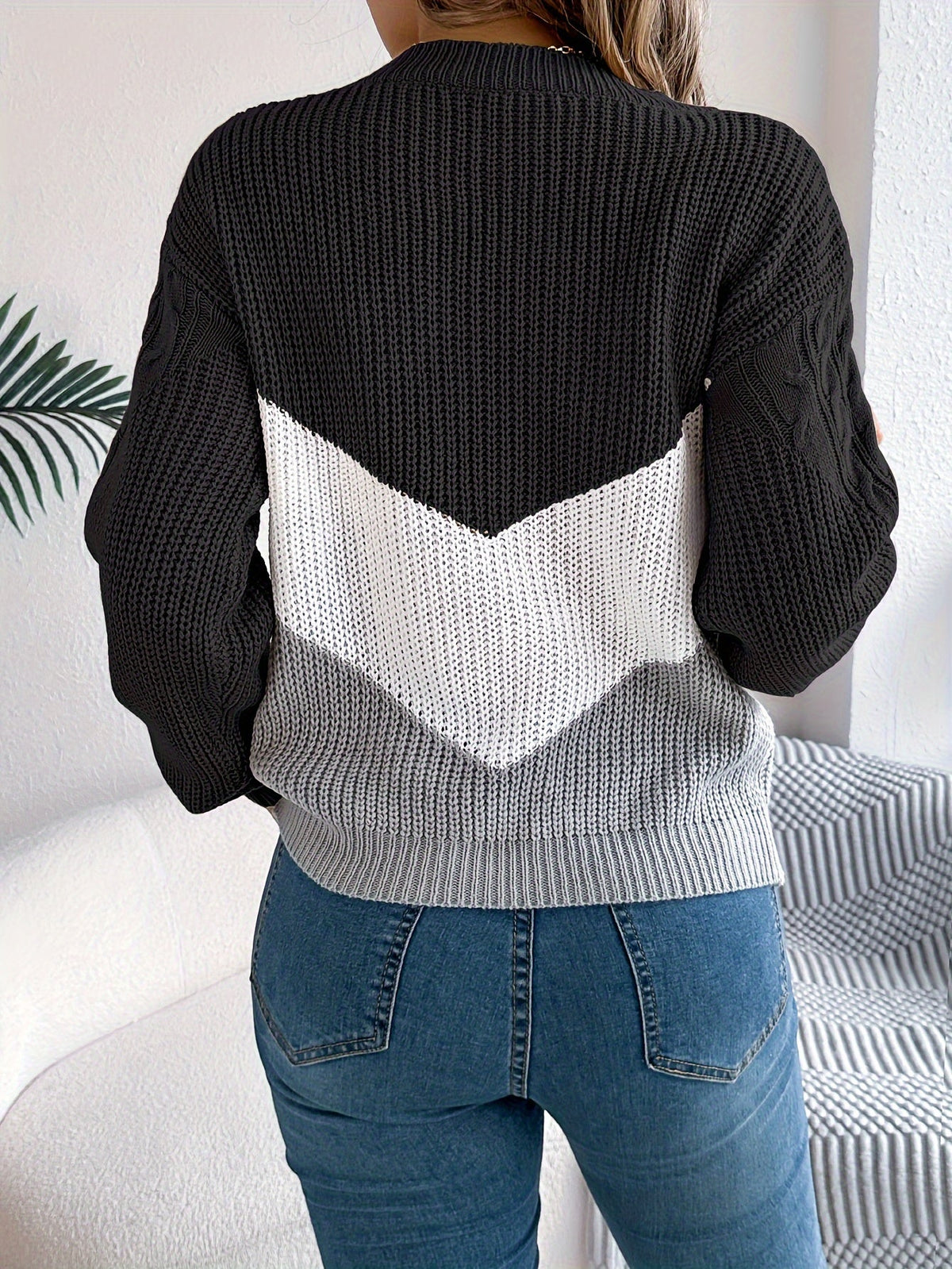 Stretch Knit Color Block Round Neck Sweater for Women | Fall Winter Layering