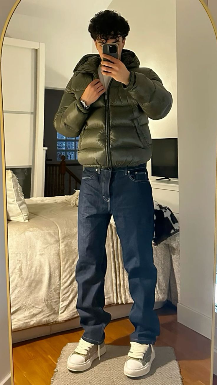 Quilted Winter Jacket with Hood High Collar and Full Zip Pockets for Men