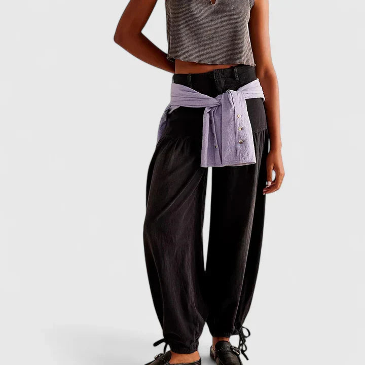 Lightweight Wide Leg Pleated Pants with Pockets and Loose Fit for Women